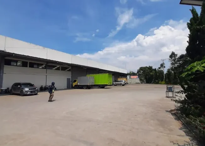 Disewakan Gudang Strategis di Bandung Selatan: Baru, Rangka Baja WF 1.440m², Akses Kontainer 24 Jam