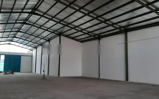 Disewakan Gudang Strategis di Bandung Tengah: Siap Pakai, Akses Kontainer 40ft