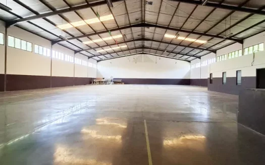 Disewakan Gudang Strategis di Babakan Ciparay Bandung LT 1.000m² LB 850m²